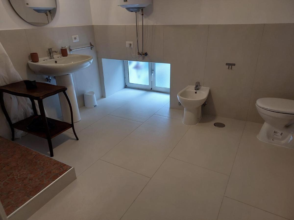 B&B Palazzo Carafa Di Montorio Napoli Eksteriør bilde